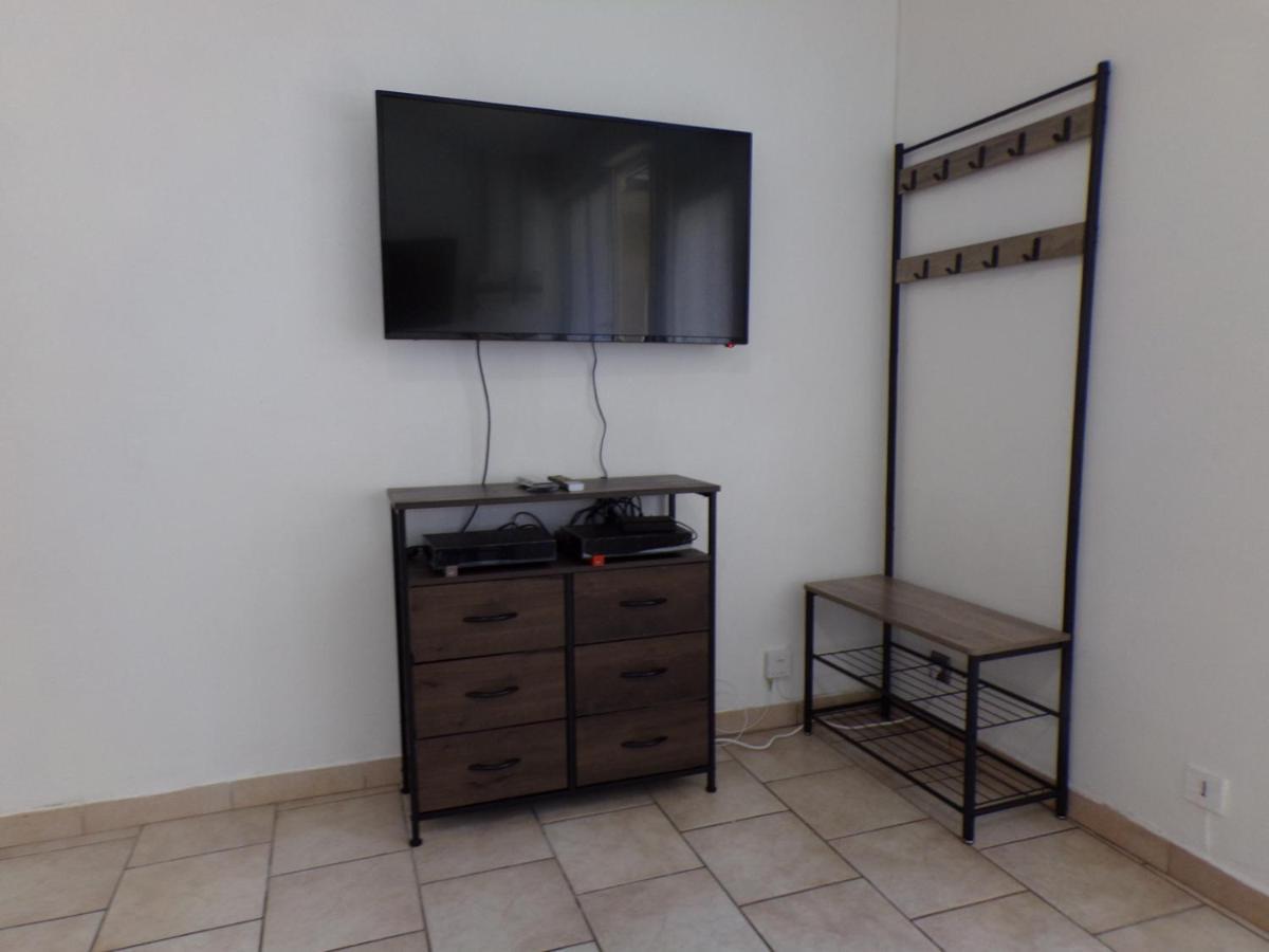 Apartament Studio Paul - Terrasse - Parking Gratuit - Need And Co Blois Zewnętrze zdjęcie